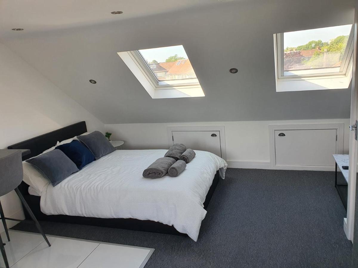 מלון Northolt  New Self Contained Flat,In Hayes, Free Parking מראה חיצוני תמונה